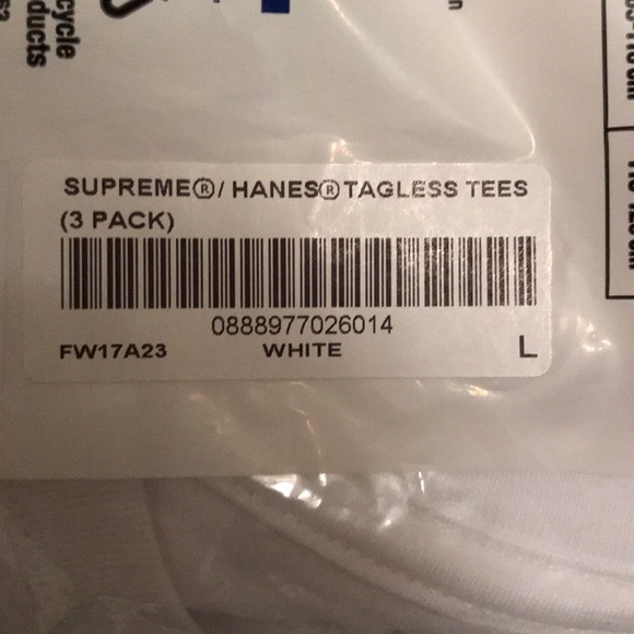 Single NEVER WORN Hanes x Supreme Tee(SOLD OUT) - Picture 4 of 5